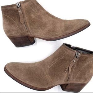 AQUATALIA Boots Womens 8.5 Brown Suede Marvin K Finn Weatherproof Ankle Bootie